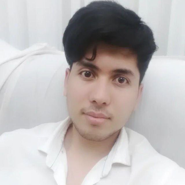 من الیاس علیزاده هستم